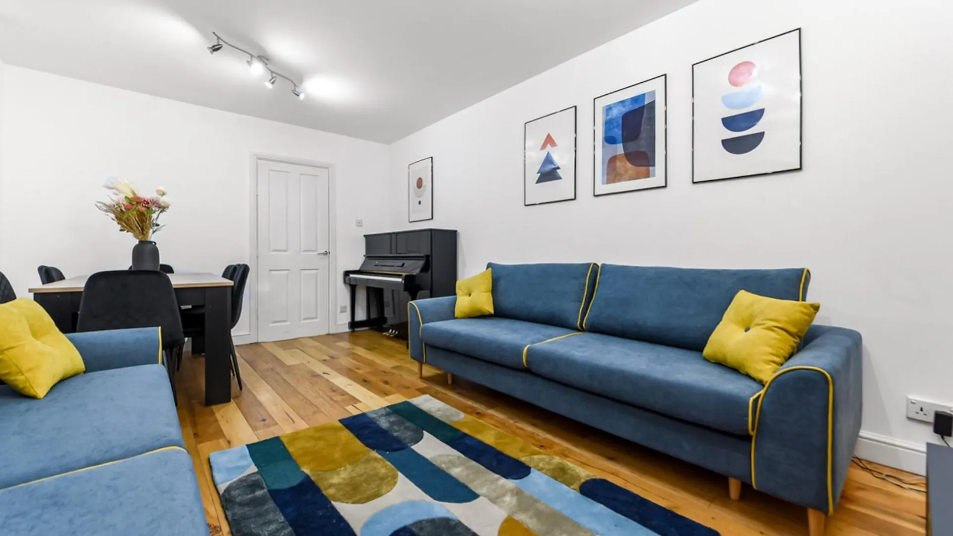2 Bed 2 Bath In Camden Sleeps 8 contacts